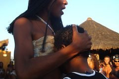 Marccelus-na-Beach-Party-na-Bahamas-033