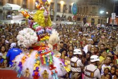 Marccelus-no-Concurso-de-Fantasia-Gay-da-Bahia-de-2004-091