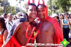 agitoshow01